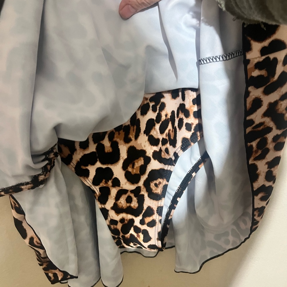 Leopard Print Wrap Swimsuit - Picture 4 of 4